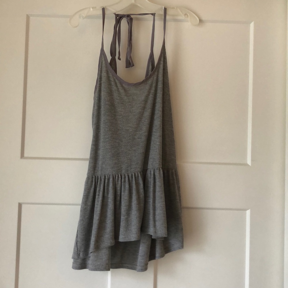 gray loose tank top
